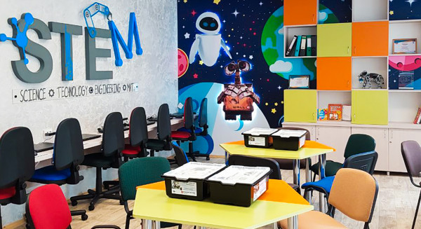 School STEM-centre in Belarus sponsored by Easybrain School STEM-centre in Belarus sponsored by Easybrain